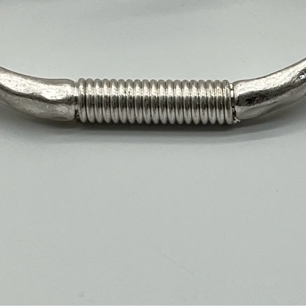 Silver Tone Texas Shape Easy Clasp Bracelet Large Design Spring Flexible